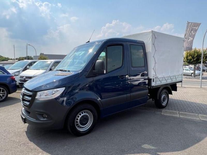 Gebraucht Mercedes Sprinter 150 PS (110 kW) 2021 Stahlblau Van