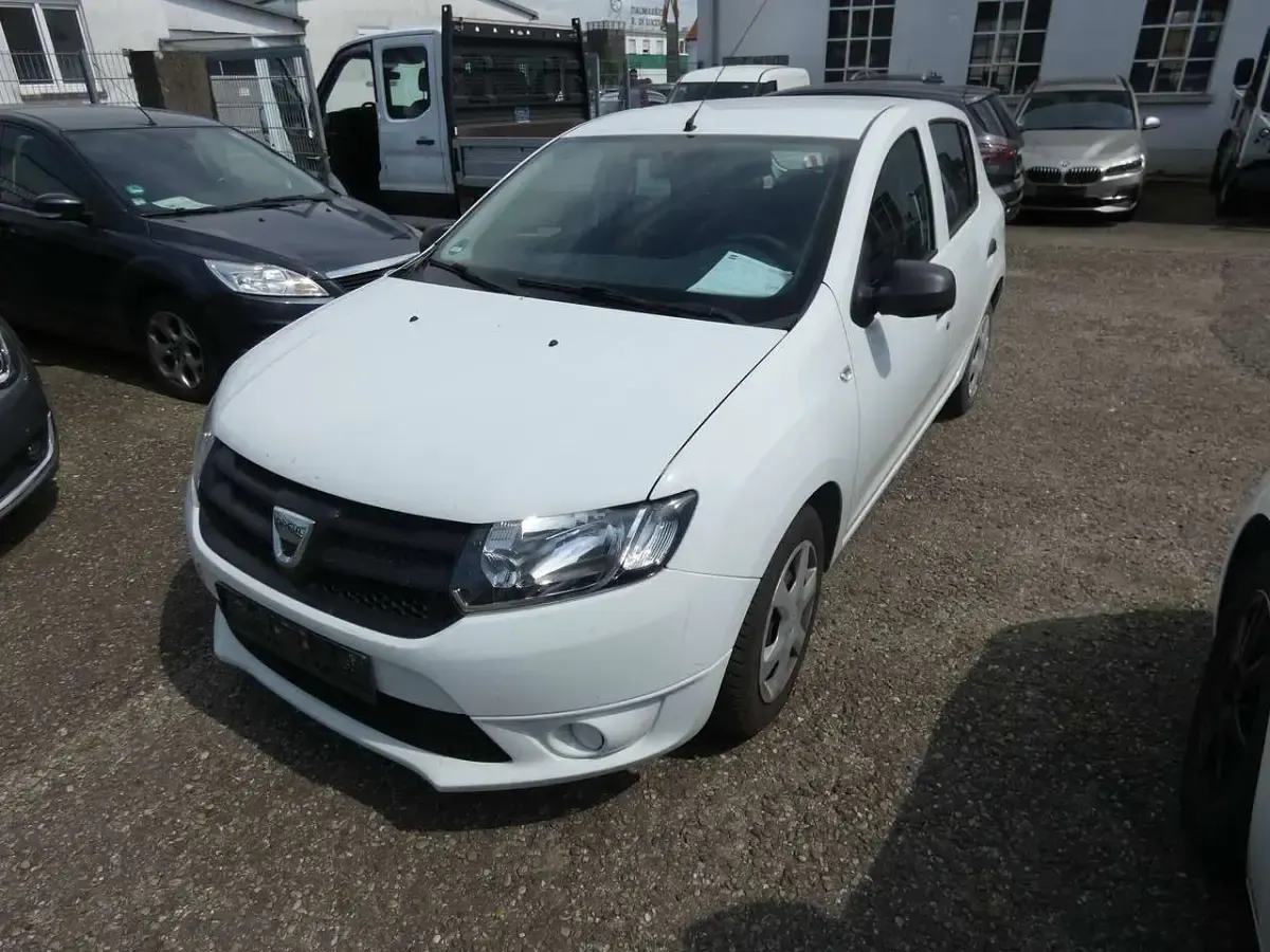 Gebraucht Dacia Sandero Ambiance 75 PS (55 kW) 2015 Gletscherweiss Kleinwagen