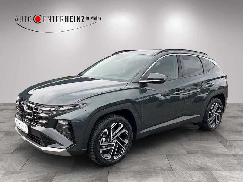 Cypress green Gebraucht 2024 Hyundai Tucson Prime SUV | 41.890 € (Teuer) - Bild 1/4