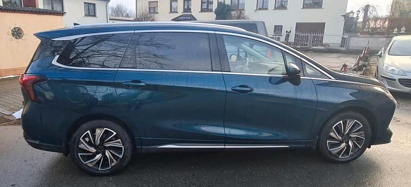 Gebraucht DFSK Forthing 4 177 PS (130 kW) 2024 Grün Limousine