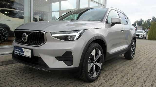 Gebraucht 2024 Volvo XC40 SUV | 37.800 € (Teuer) - Bild 1/4