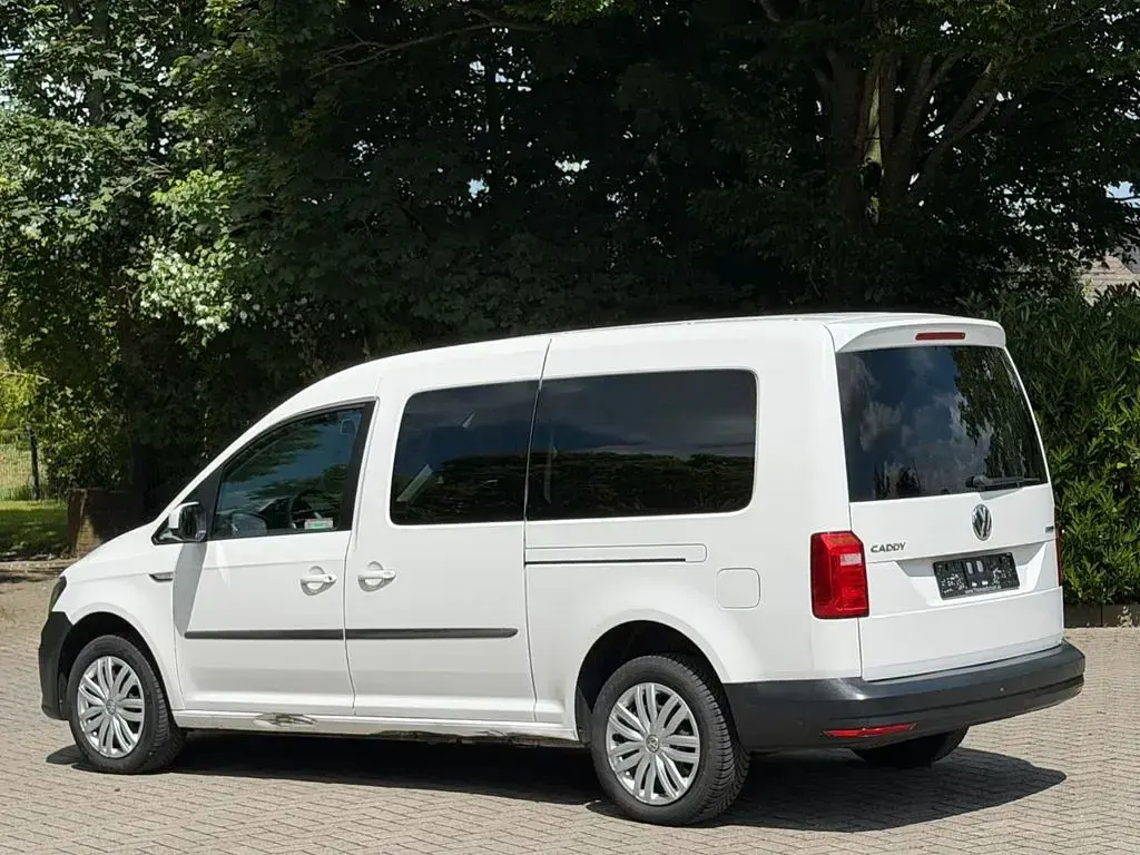 Gebraucht VW Caddy Maxi 110 PS (80 kW) 2018 Weiß Van / Kleinbus