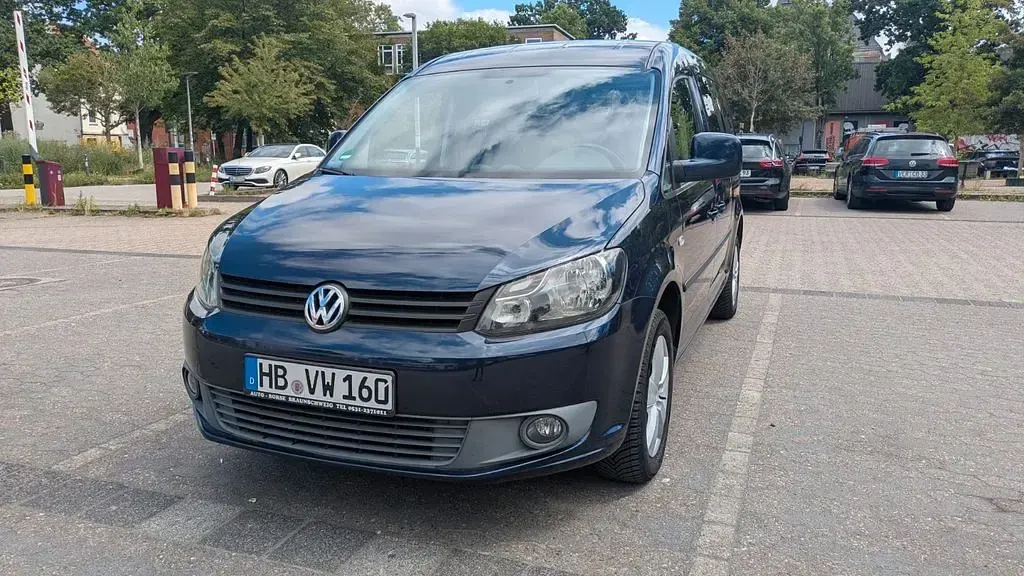Gebraucht VW Caddy Maxi 140 PS (102 kW) 2011 Blau Van / Kleinbus