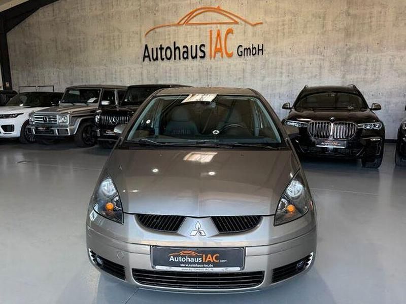 Gebraucht Mitsubishi Colt 95 PS (69 kW) 2008 Grau Kleinwagen
