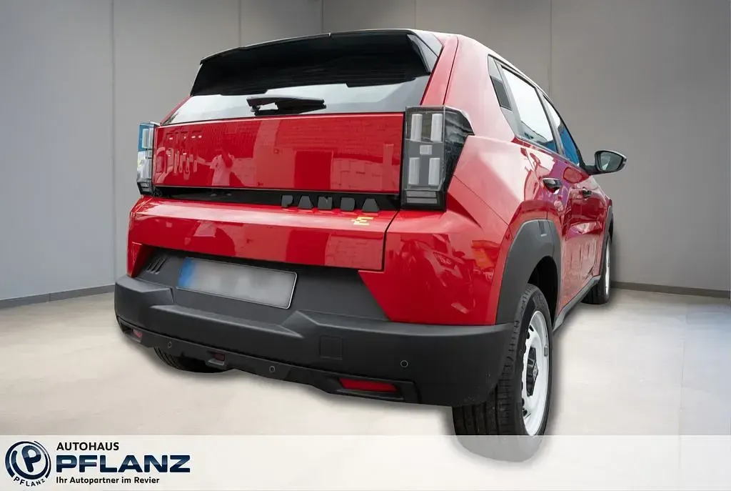 Gebraucht Fiat Grande Panda Red 83 kW (113 PS) 2025 Rot Kleinwagen