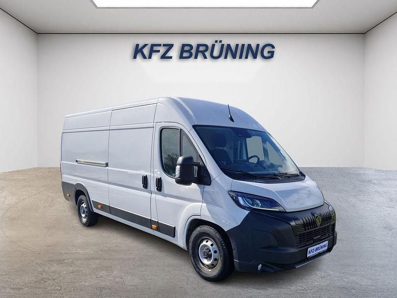 Gebraucht Peugeot Boxer 179 PS (131 kW) 2024 Weiß Van