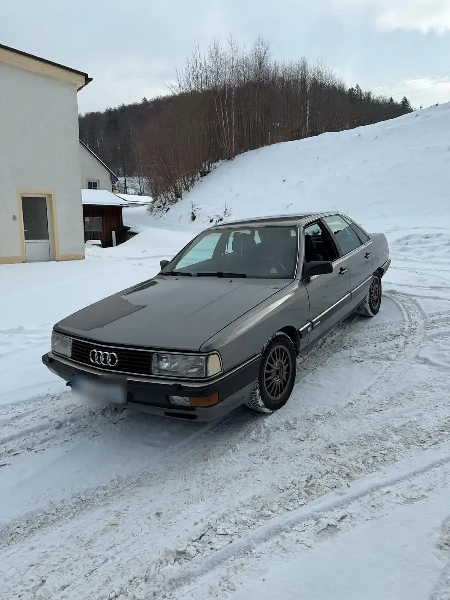 Gebraucht Audi Quattro 165 PS (121 kW) 1987 Grau Coupé