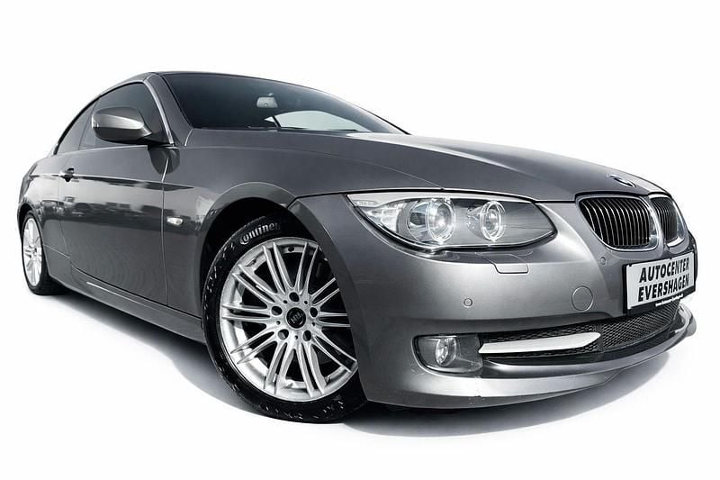 Gebraucht BMW 325 Cabriolet Comfort Edition 204 PS (150 kW) 2012 Grau Cabrio