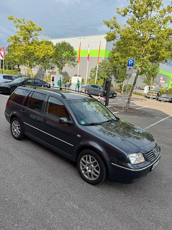 Gebraucht 2002 VW Golf IV Kombi | 2.400 € (Teuer) - Bild 1/4