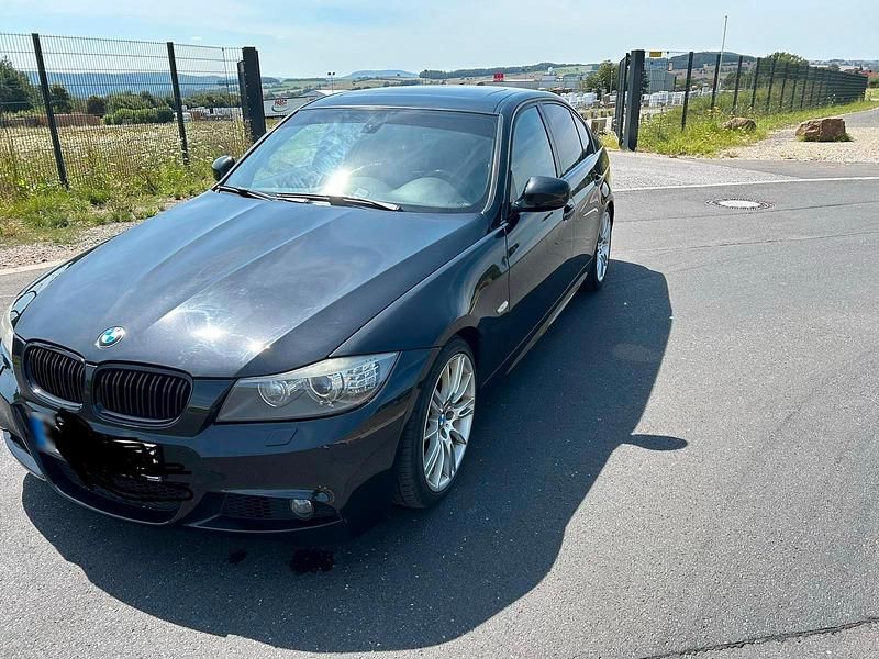 Gebraucht BMW 335 286 PS (210 kW) 2011 Schwarz Limousine