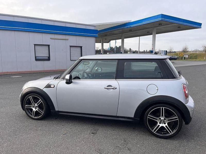 Gebraucht Mini ONE 95 PS (69 kW) 2008 Silber Kleinwagen