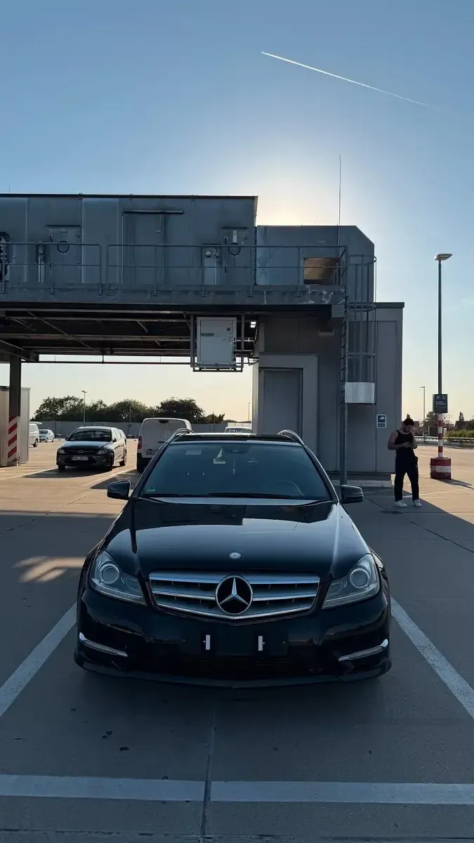 Gebraucht Mercedes C220 AMG 170 PS (125 kW) 2013 Schwarz Kombi