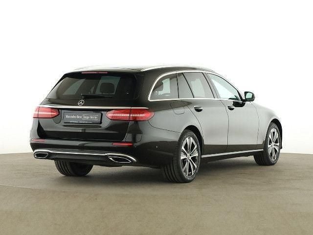 Gebraucht Mercedes E300 306 PS (225 kW) 2022