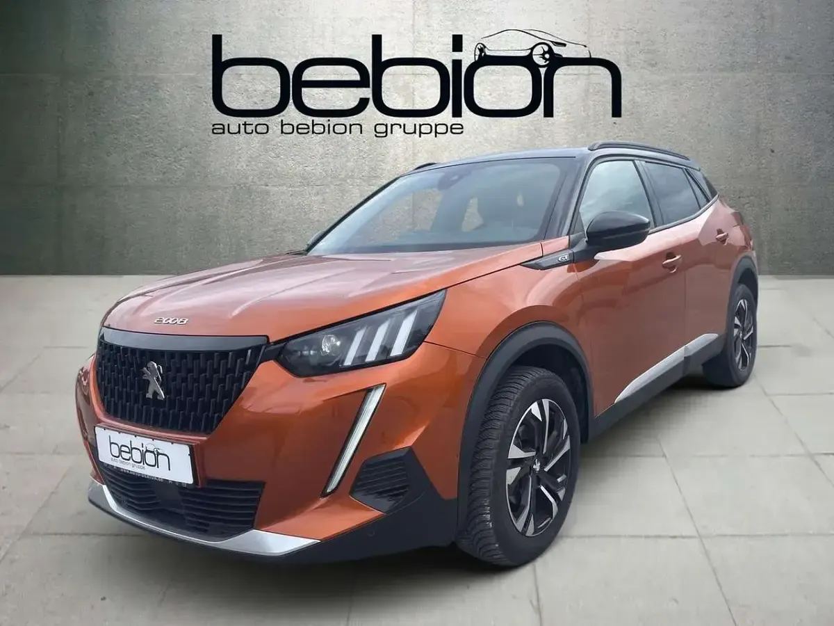 Gebraucht Peugeot 2008 GT 131 PS (96 kW) 2023 SUV