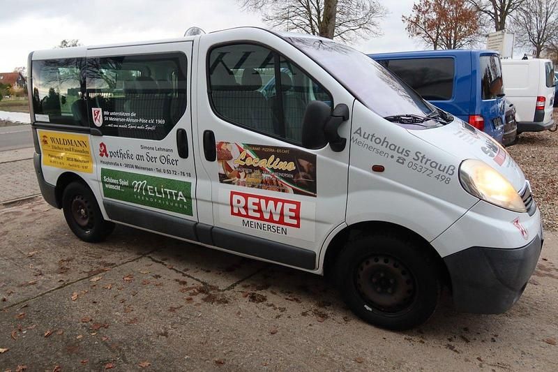 Gebraucht Opel Vivaro 114 PS (83 kW) 2008 Weiß Van / Kleinbus