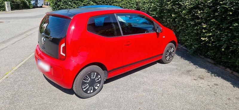 Second-hand VW up! Move 60 CP (44 kW) 2016 Roșu Hatchback