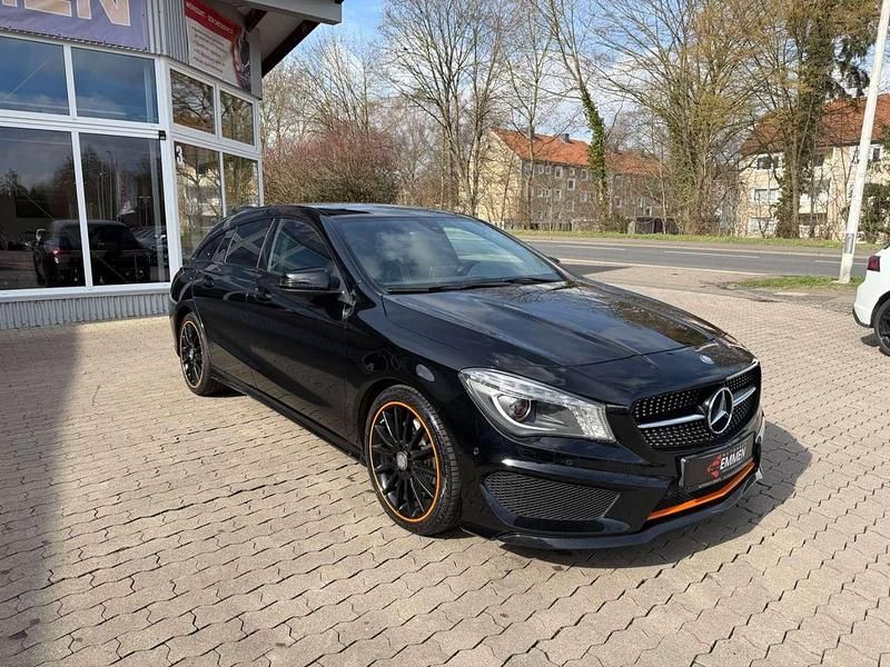 Gebraucht Mercedes CLA250 Edition 211 PS (155 kW) 2015 Kosmosschwarz Coupé