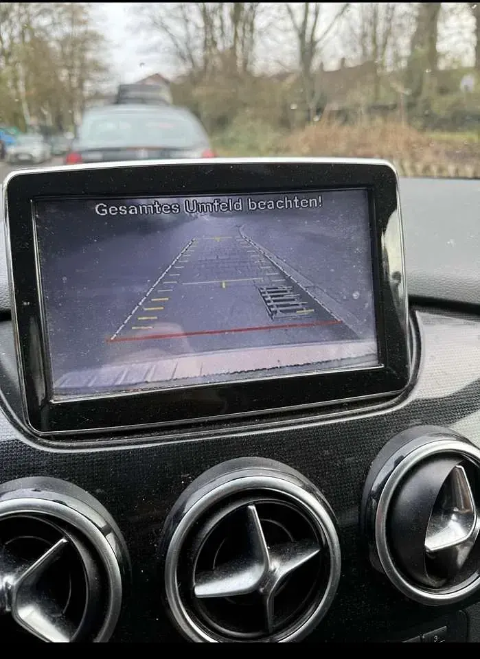 Gebraucht Mercedes B220 184 PS (135 kW) 2014 Kleinwagen