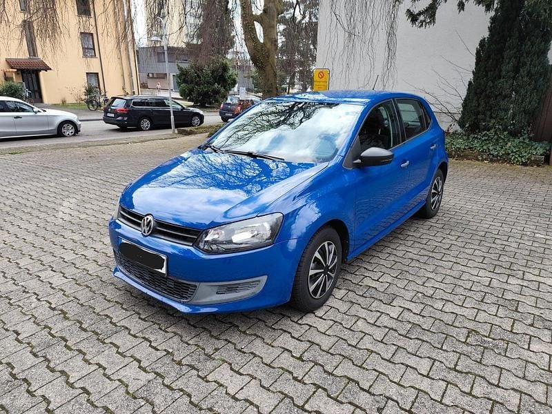 Gebraucht VW Polo 60 PS (44 kW) 2010 Blau Kleinwagen