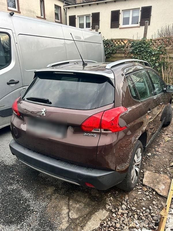 Second-hand Peugeot 2008 120 CP (88 kW) 2014 Maro SUV