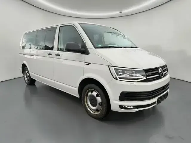 Gebraucht VW Transporter 199 PS (146 kW) 2019 Weiß Van