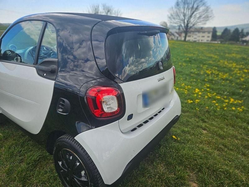 Gebraucht Smart ForTwo Coupé 60 kW (82 PS) 2020 Weiß Coupé