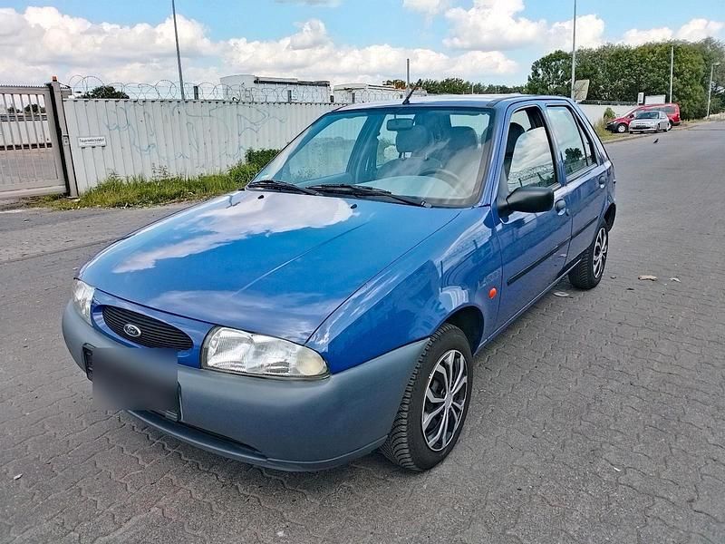 Blau Gebraucht 1999 Ford Fiesta Kleinwagen | 750 € (Guter Preis) - Bild 1/4