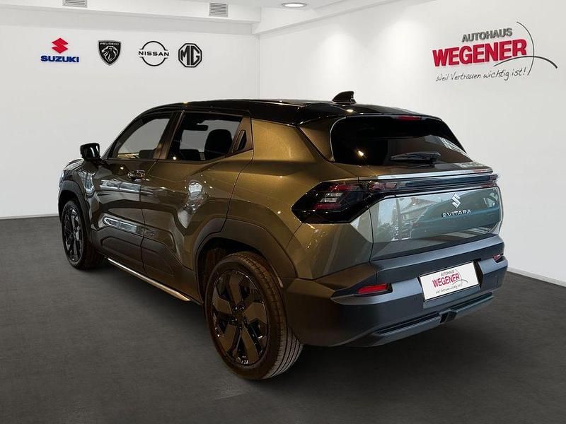 Gebraucht Suzuki Vitara Comfort+ 127 kW (174 PS) 2026 Land/bluish black pearl metall SUV