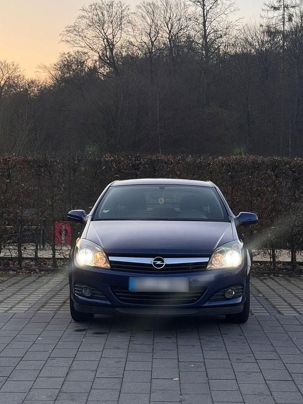 Gebraucht Opel Astra GTC 105 PS (77 kW) 2006 Blau Coupé