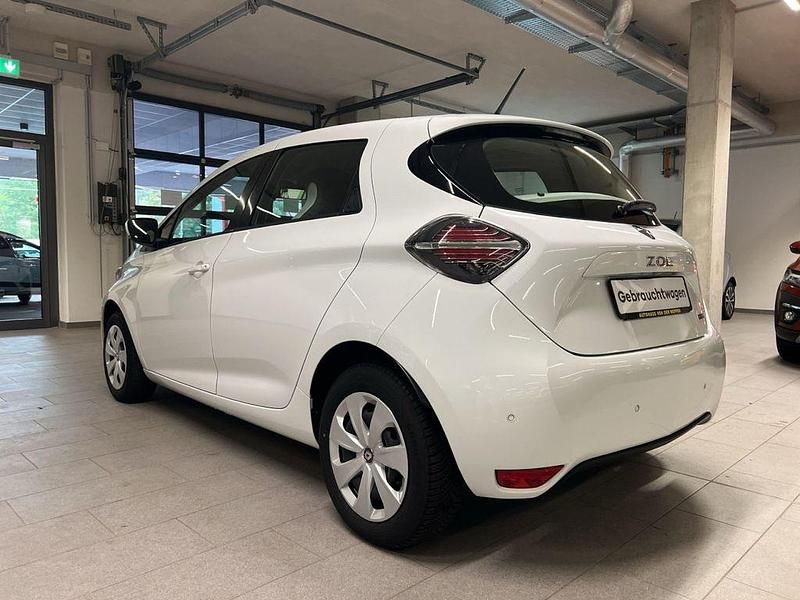 Gebraucht Renault Zoe Experience 50 kW (69 PS) 2022 Weiß Kleinwagen
