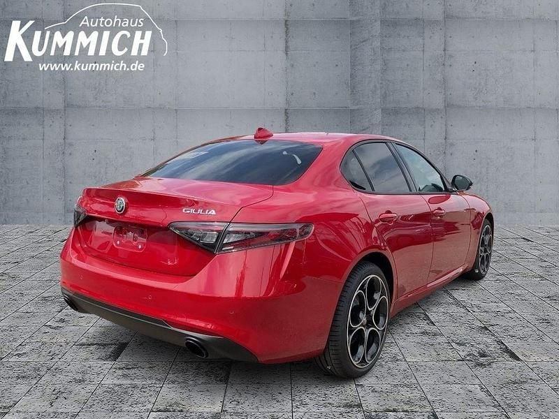 Gebraucht Alfa Romeo Giulia Sprint 280 PS (205 kW) 2024 Rot Limousine