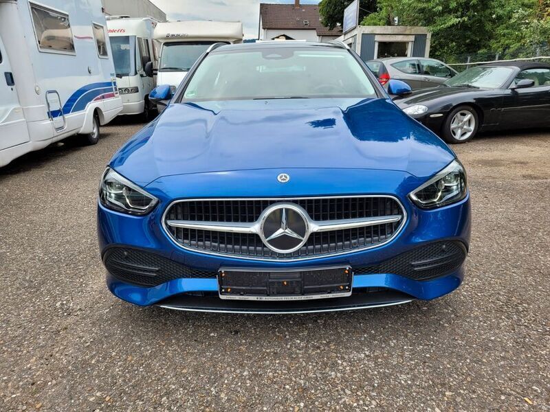 Gebraucht Mercedes C200 163 PS (119 kW) 2022 Blau Kombi