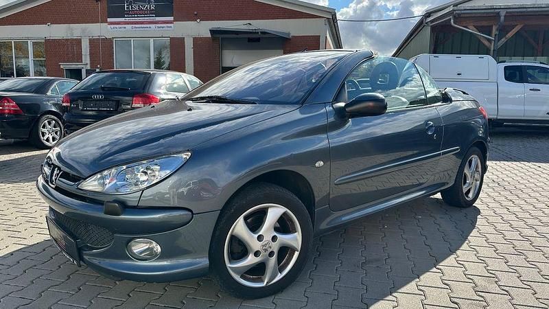 Grau Gebraucht 2005 Peugeot 206 CC Cabrio | 1.999 € (Fairer Preis) - Bild 1/4