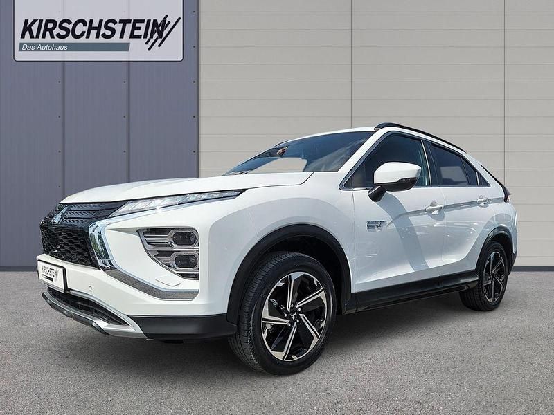 Gebraucht Mitsubishi Eclipse Cross Plus 188 PS (138 kW) 2022 Weiß SUV