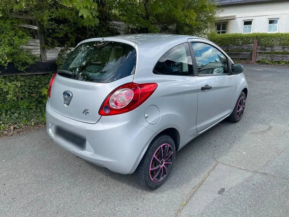 Gebraucht Ford Ka 69 PS (50 kW) 2009 Silber Kleinwagen