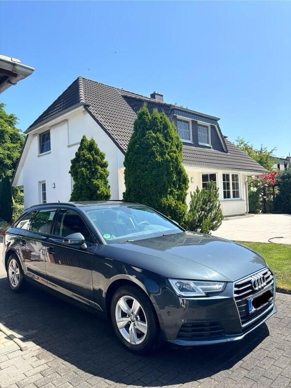 Grau Gebraucht 2019 Audi A4 Kombi | 17.999 € (Superpreis) - Bild 1/4
