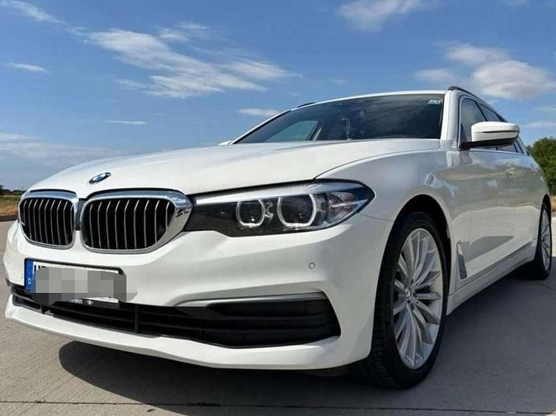 Weiß Gebraucht 2018 BMW 520 Kombi | 18.999 € (Guter Preis) - Bild 1/4