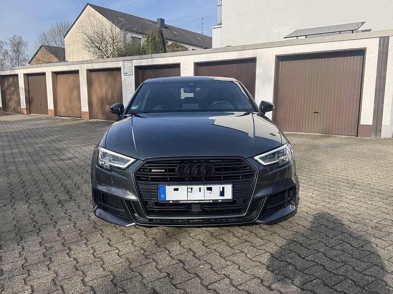Gebraucht Audi A3 S-Line 190 PS (139 kW) 2018 Grau Limousine