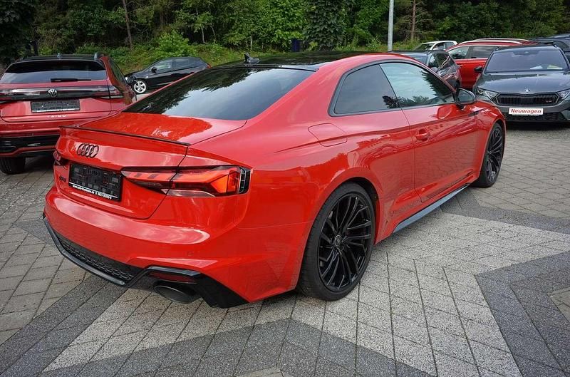 Gebraucht Audi RS5 Ambiente 450 PS (330 kW) 2024 Progressivrot metallic Coupé
