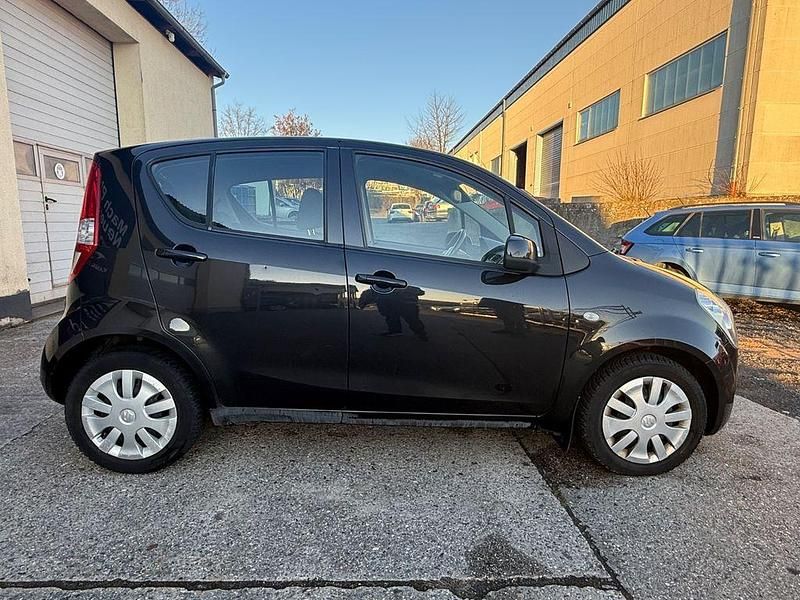 Gebraucht Suzuki Splash Comfort 94 PS (69 kW) 2011 Schwarz Kleinwagen