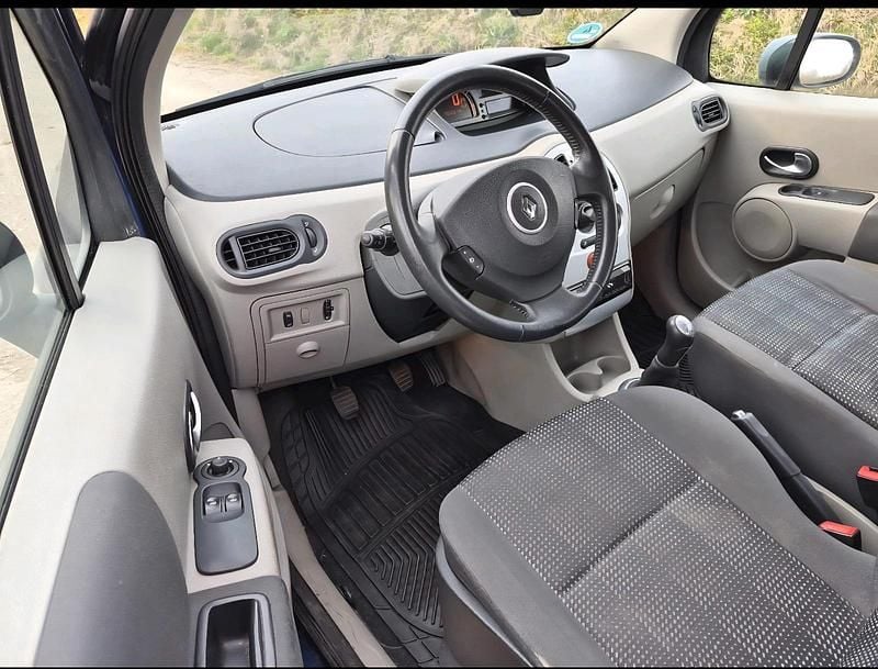 Gebraucht Renault Modus 88 PS (64 kW) 2006 Blau Van / Kleinbus