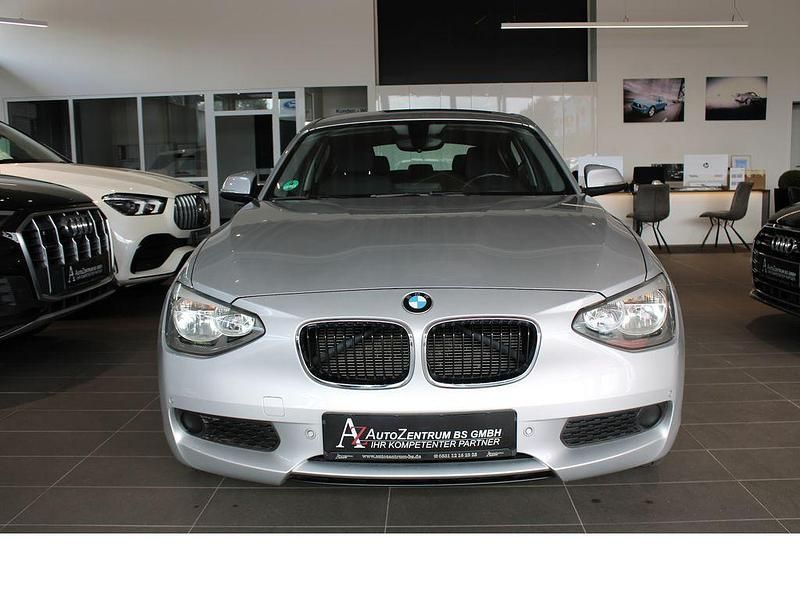 Gebraucht BMW 116 116 PS (85 kW) 2012 Silber Kleinwagen