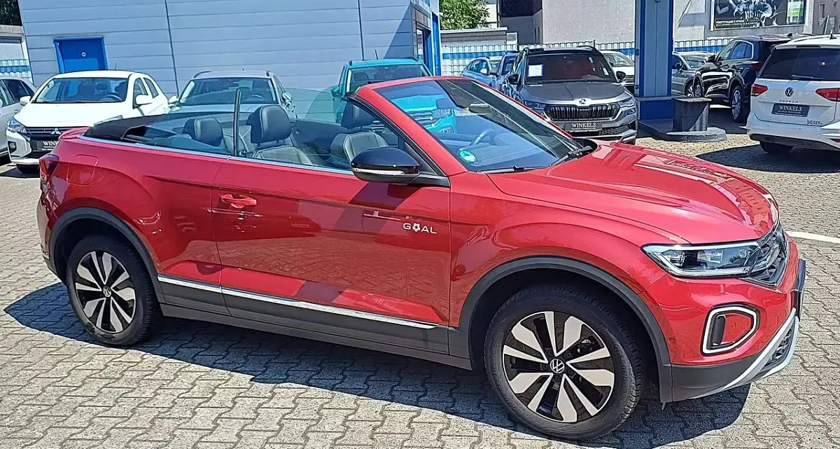 Gebraucht VW T-Roc Goal 116 PS (85 kW) 2025 Kings red metallic SUV