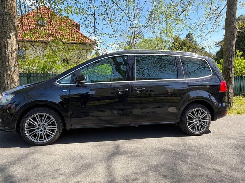 Gebraucht VW Sharan Match 170 PS (125 kW) 2012 Schwarz Van / Kleinbus