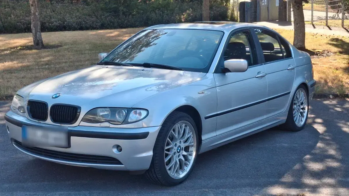 Gebraucht BMW 320 170 PS (125 kW) 2002 Silber Limousine