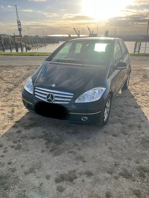 Gebraucht Mercedes A160 95 PS (69 kW) 2010 Schwarz Van / Kleinbus