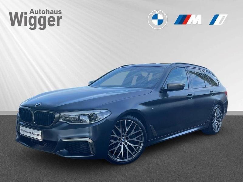 Grau Gebraucht 2019 BMW M550 Performance Limousine | 29.900 € (Superpreis) - Bild 1/4