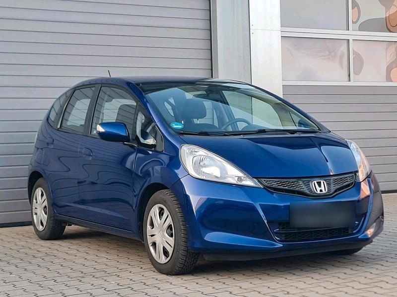 Gebraucht Honda Jazz 101 PS (74 kW) 2011 Blau Kleinwagen