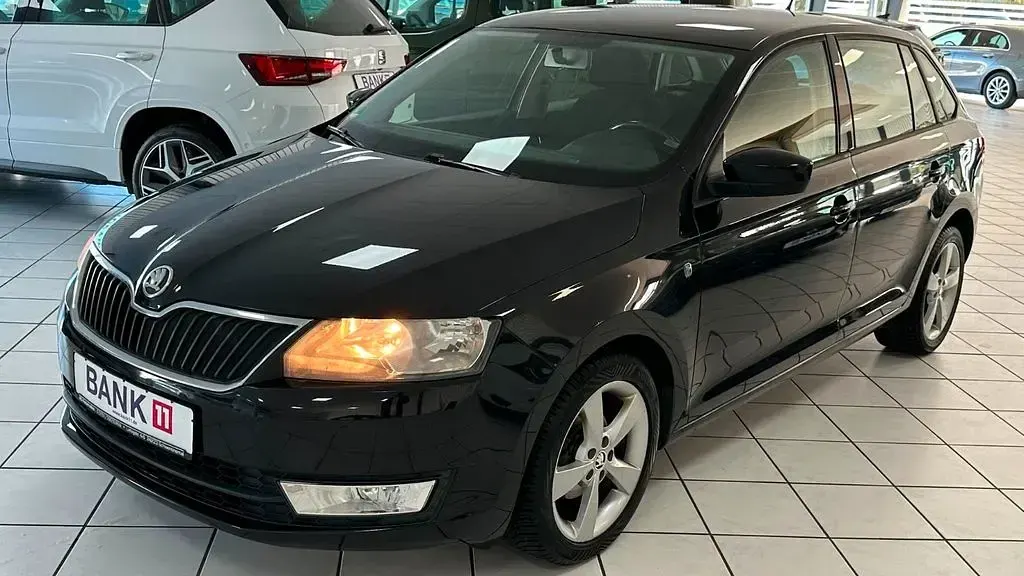 Gebraucht Skoda Rapid Elegance 86 PS (63 kW) 2013 Schwarz Kleinwagen