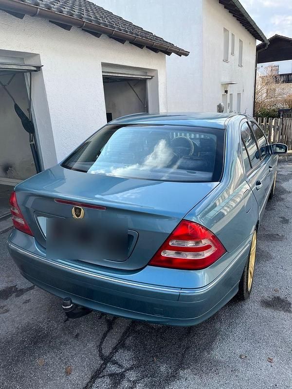 Gebraucht Mercedes 230 170 PS (125 kW) 2003 Grün Limousine